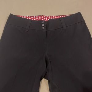 DAZZ  FASCINATING  Design Collection. Womens Bermudas ( shorts) size 2XL”